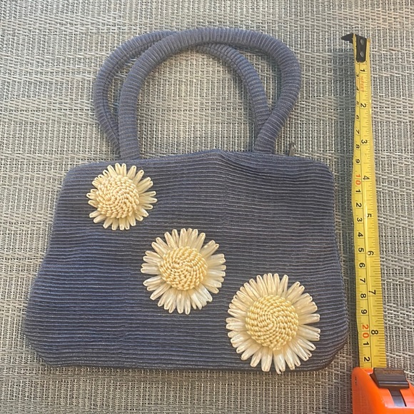 #99 So Cute Sunflower Hand Bag - Picture 14 of 14